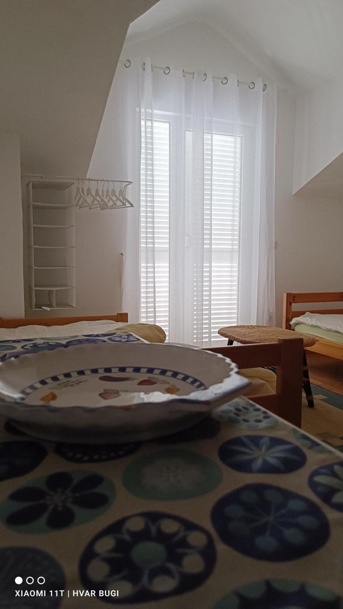 Adrienn Apartments Stari Grad  Rum bild
