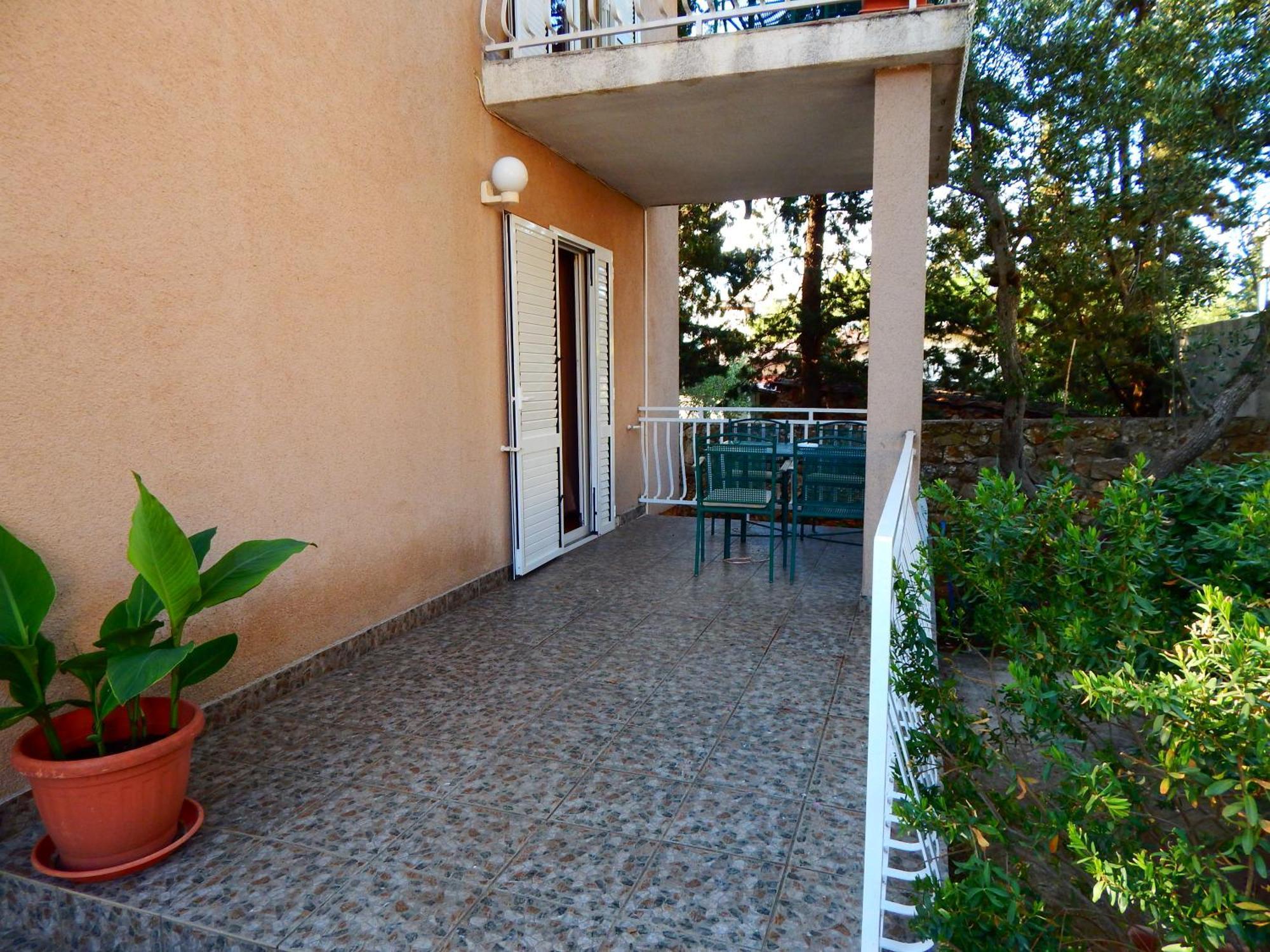 Adrienn Apartments Stari Grad  Exteriör bild